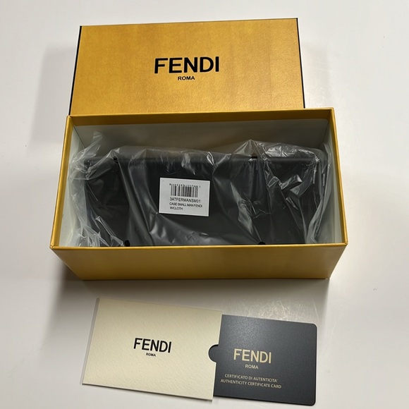FENDI NIB Authentic Unisex Branded Black/Yellow Eyeglass Case Sealed Cloth-Gifts - Picture 2 of 12